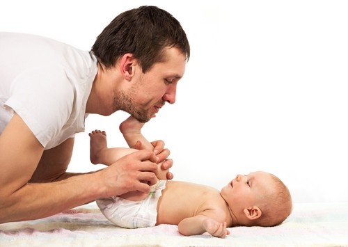 Роль отца в воспитании ребенка. Новорожденный и папа.