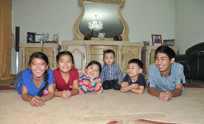 «Миссис Казахстан» Акнур Джумабаева - прекрасная мама шестерых детей!