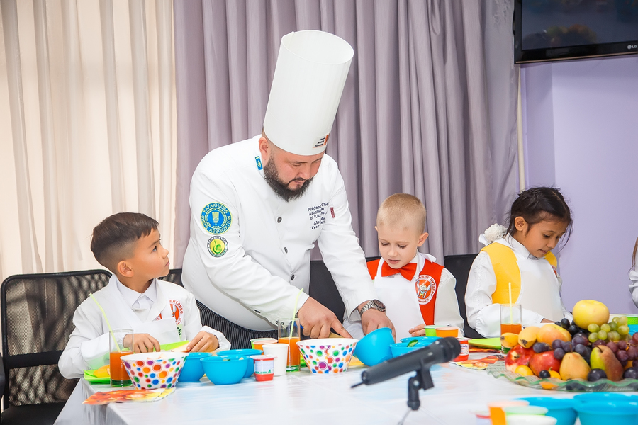«Международный день повара» под эгидой Nestle в Казахстане»