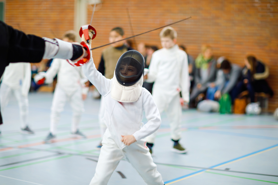 Каким видом спорта ребенку лучше заниматься