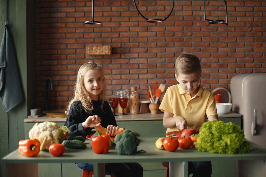 Как замаскировать овощи, чтобы ребенок их съел