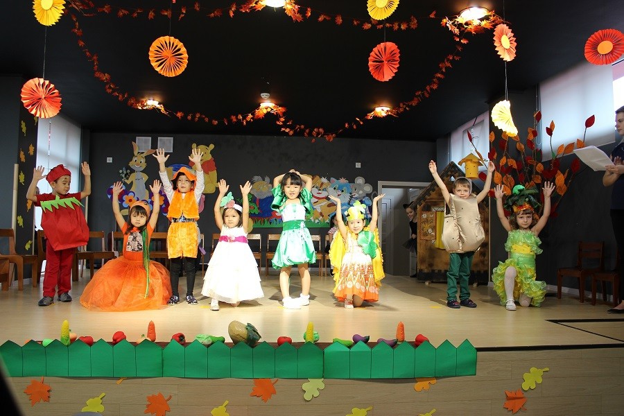 Творческое развитие детей в детском саду «Classic», детский театр Алматы