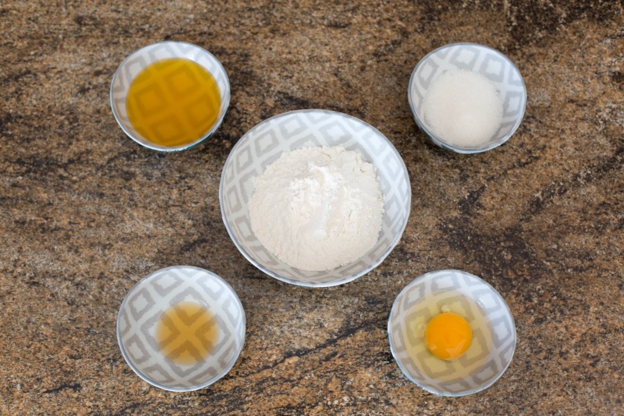 ЧАК-ЧАК. Рецепт и ингредиенты: яйцо, мука, мед, сахар, соль, коньяк