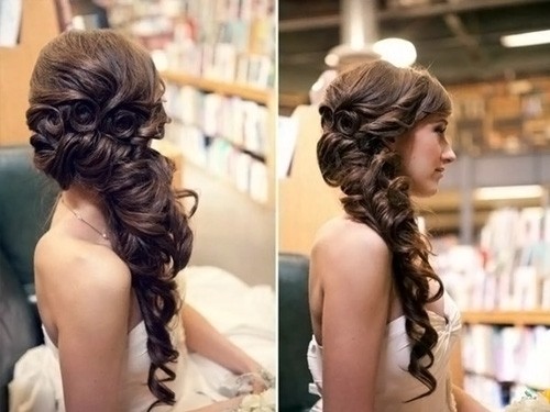 Прически на свадьбу для длинных волос: Романтичные косы