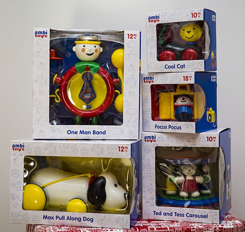 Оригинальные подарки на Новый год: подарок для мальчика - Ambi toys.
