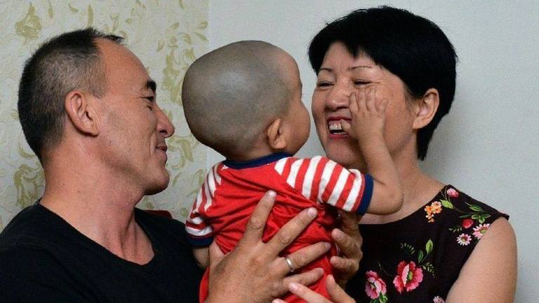 Женщина из Алматы оставила приемного сына себе, выиграв суд у биологической матери