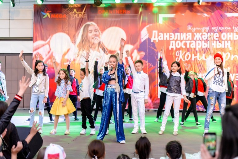 Впервые Казахстан на Евровидении представит Данэлия Тулешова