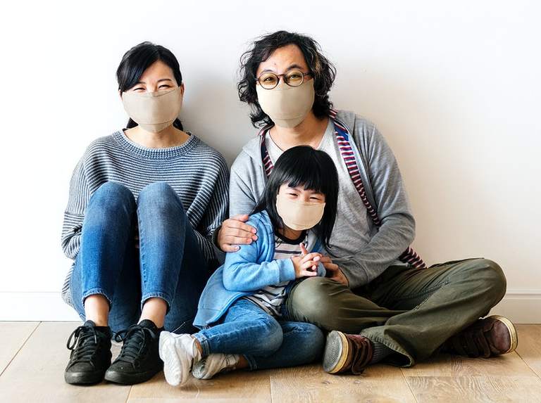 Как общественный резонанс повлиял на решение об обязательном ношении масок детьми
